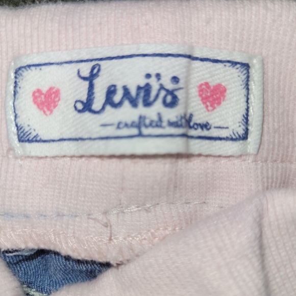 💟 Levi's Red Tab Baby Girl Pull On Blue Jeans Pink Waistband Hearts Embroidery - Picture 2 of 7